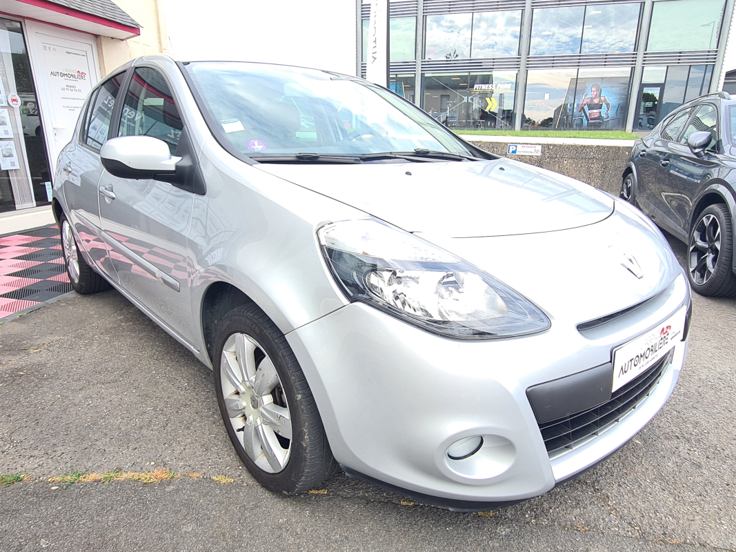 Renault Clio — 7