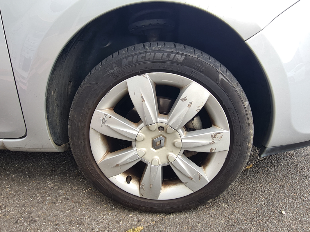 Renault Clio — 35