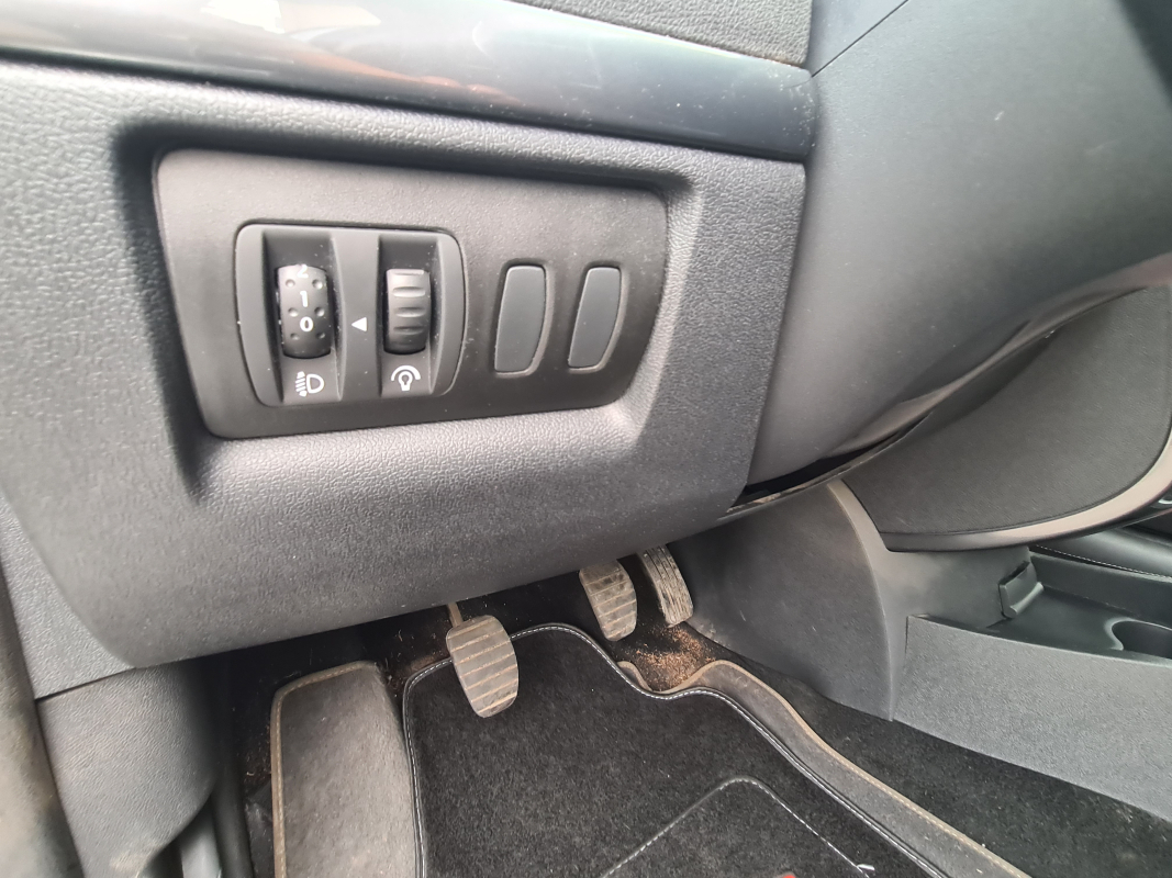 Renault Clio — 23
