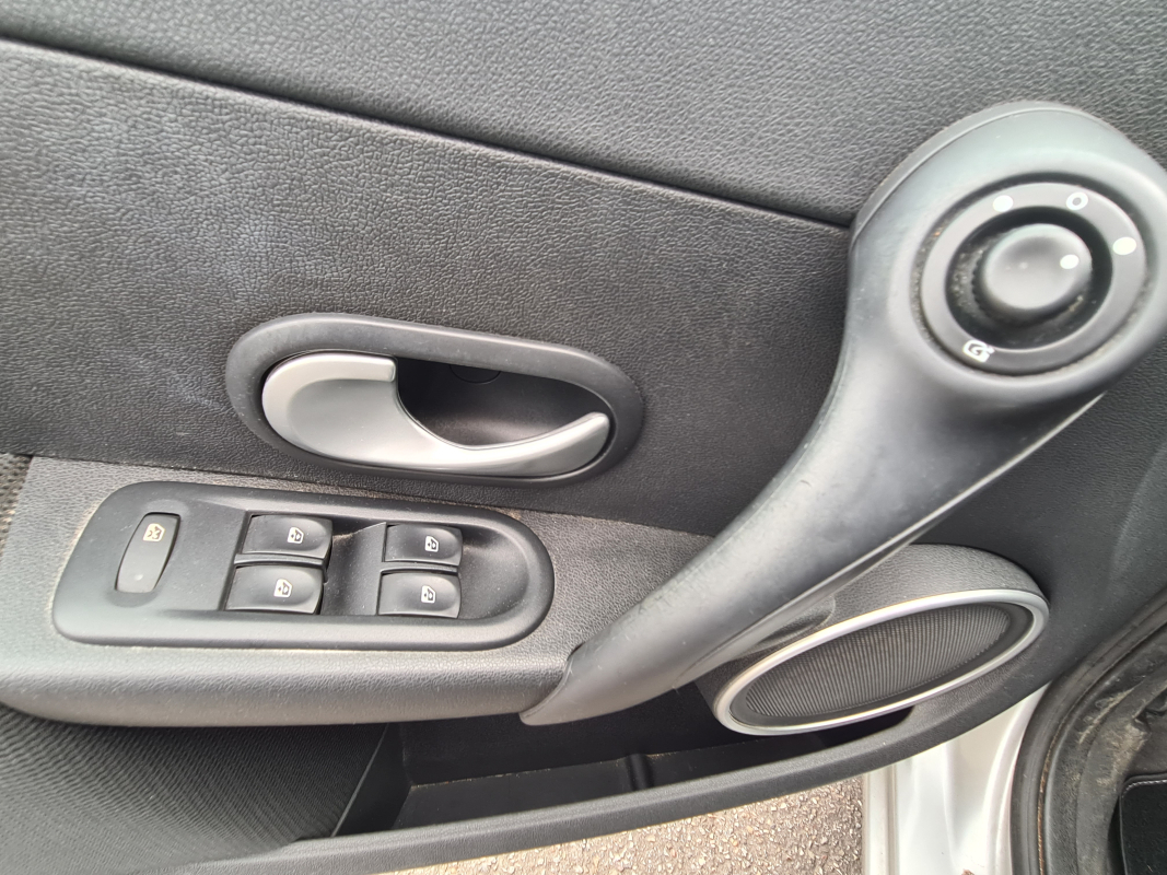 Renault Clio — 22