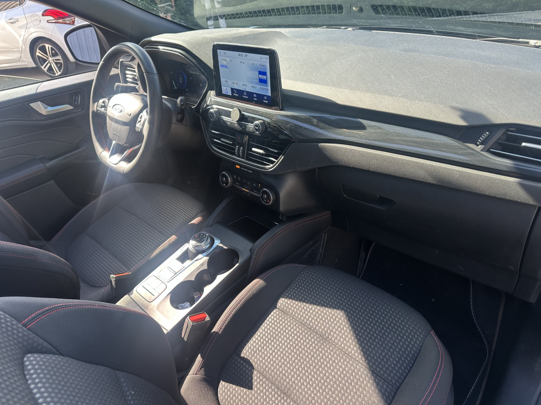 Ford Kuga — 9