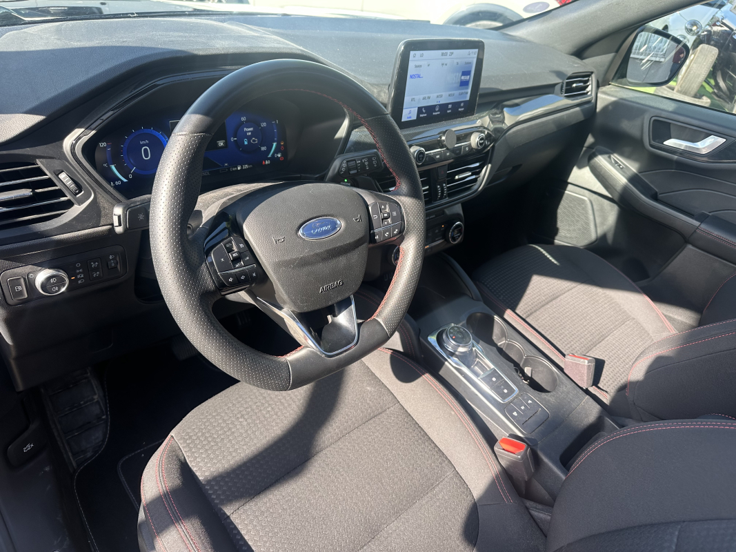 Ford Kuga — 16