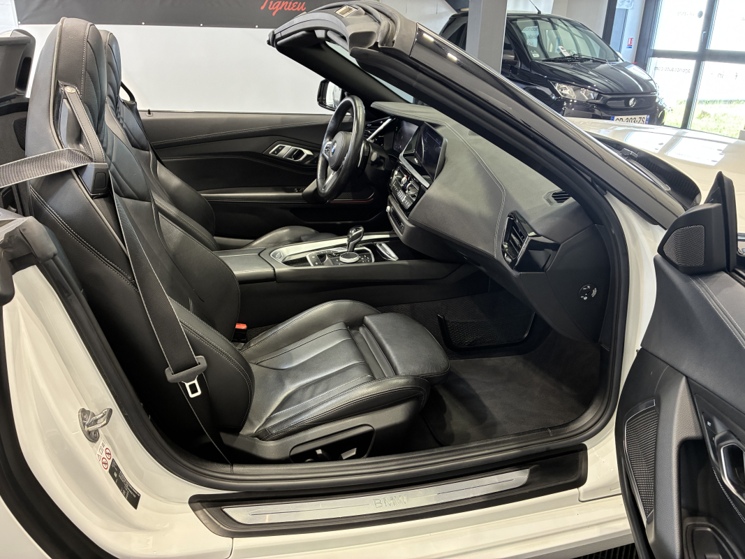 Bmw Z4 Roadster — 13