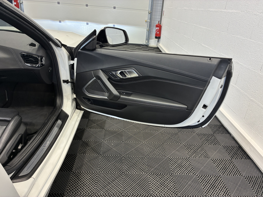 Bmw Z4 Roadster — 12