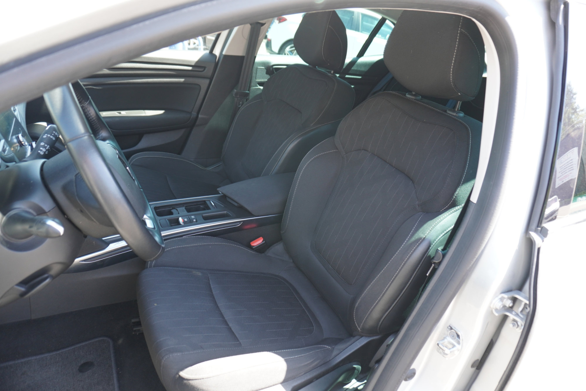 Renault Megane — 9