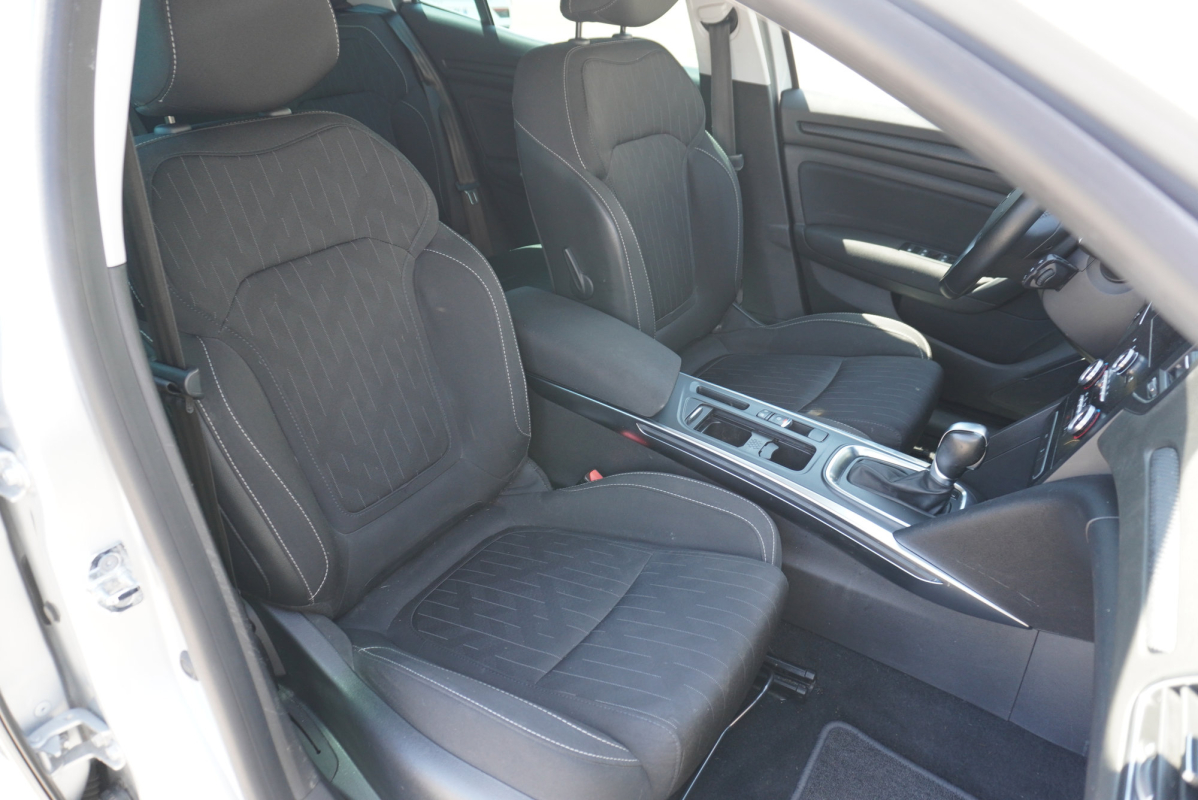 Renault Megane — 10