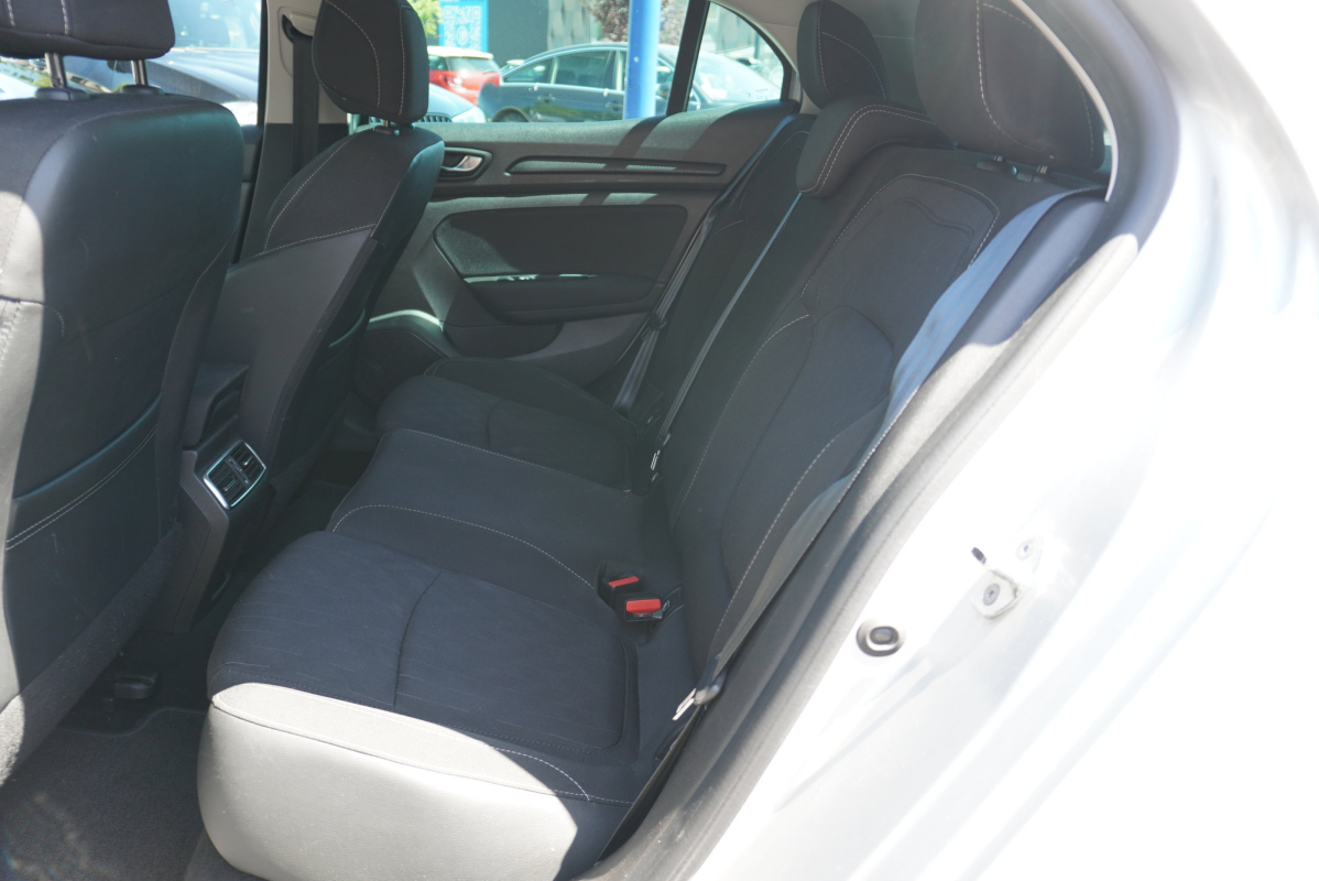 Renault Megane — 27