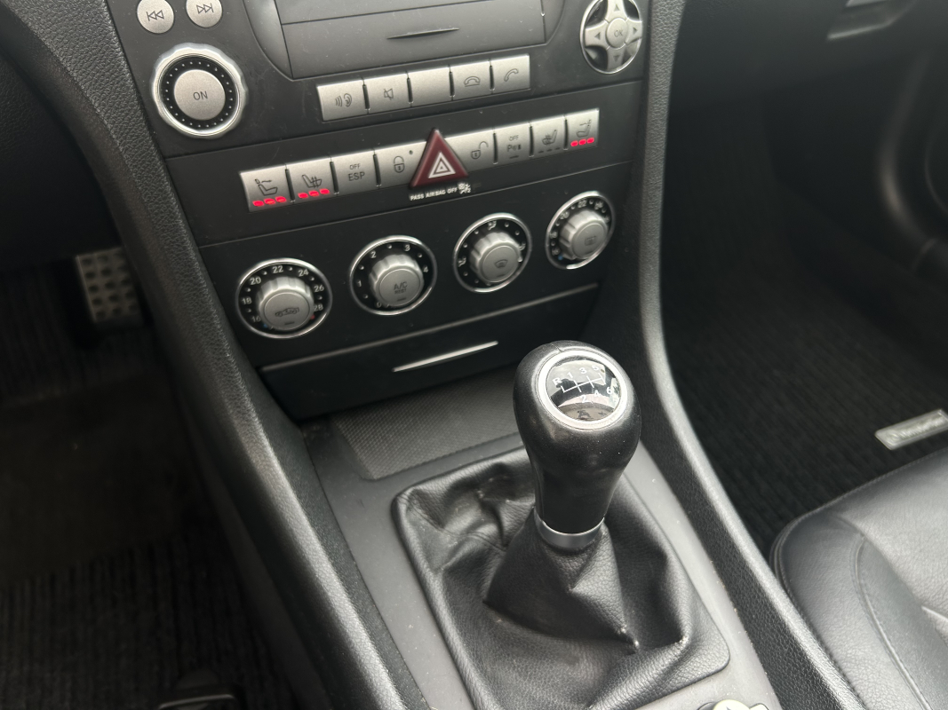 Mercedes SLK — 23