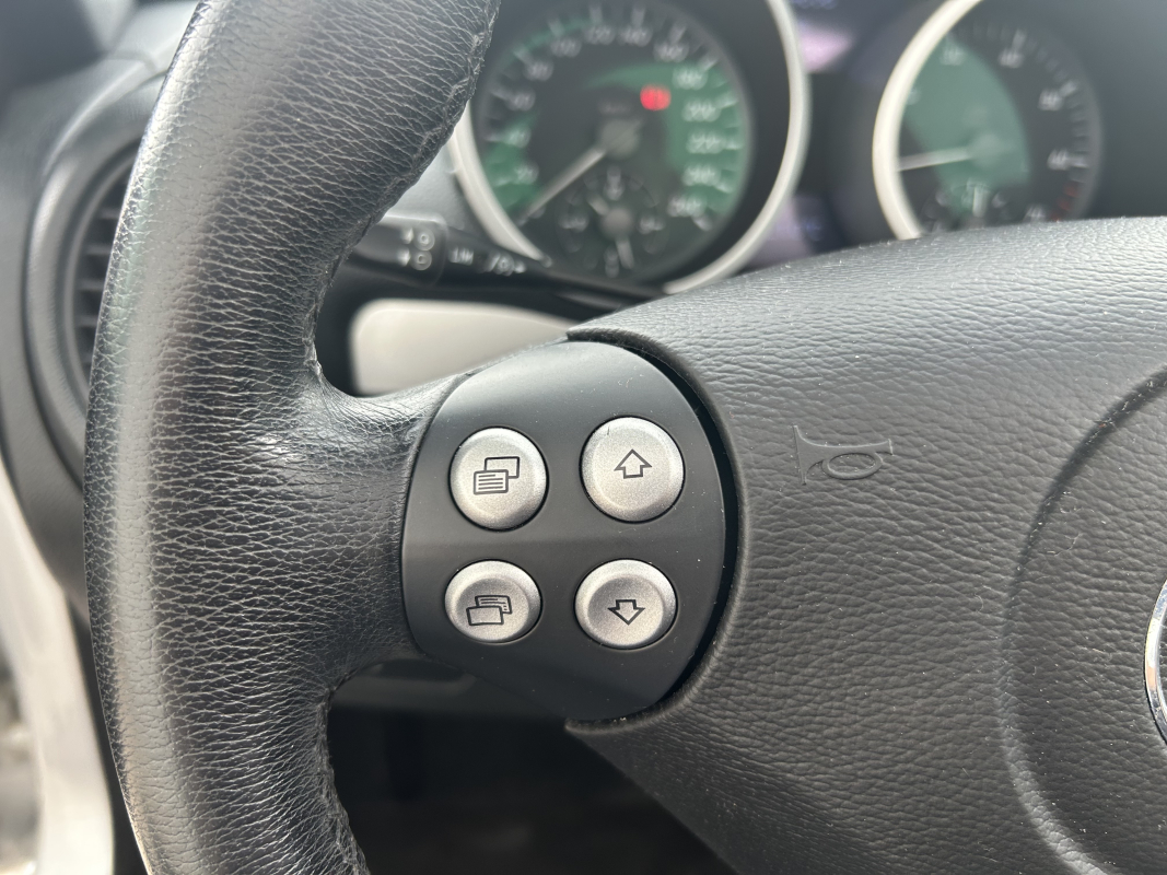 Mercedes SLK — 21