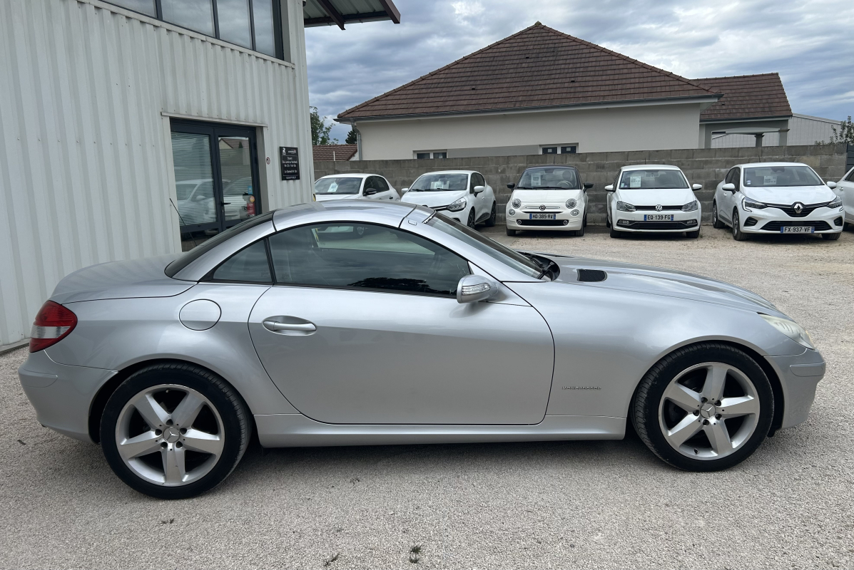 Mercedes SLK — 12