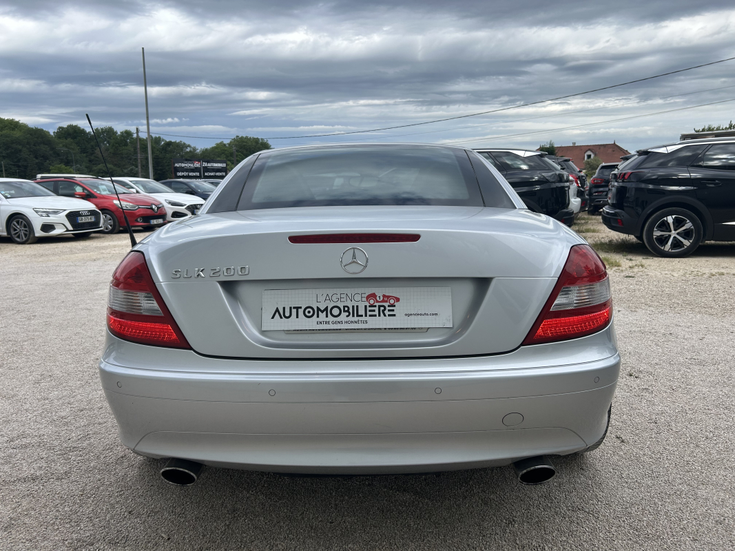 Mercedes SLK — 10