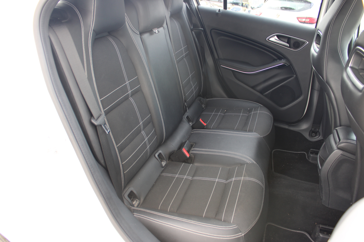 Mercedes Classe A — 14