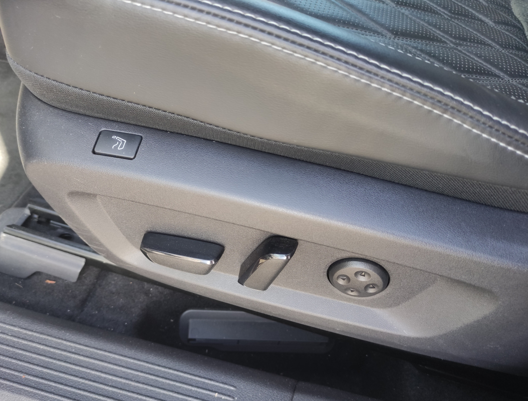 Nissan Qashqai — 23