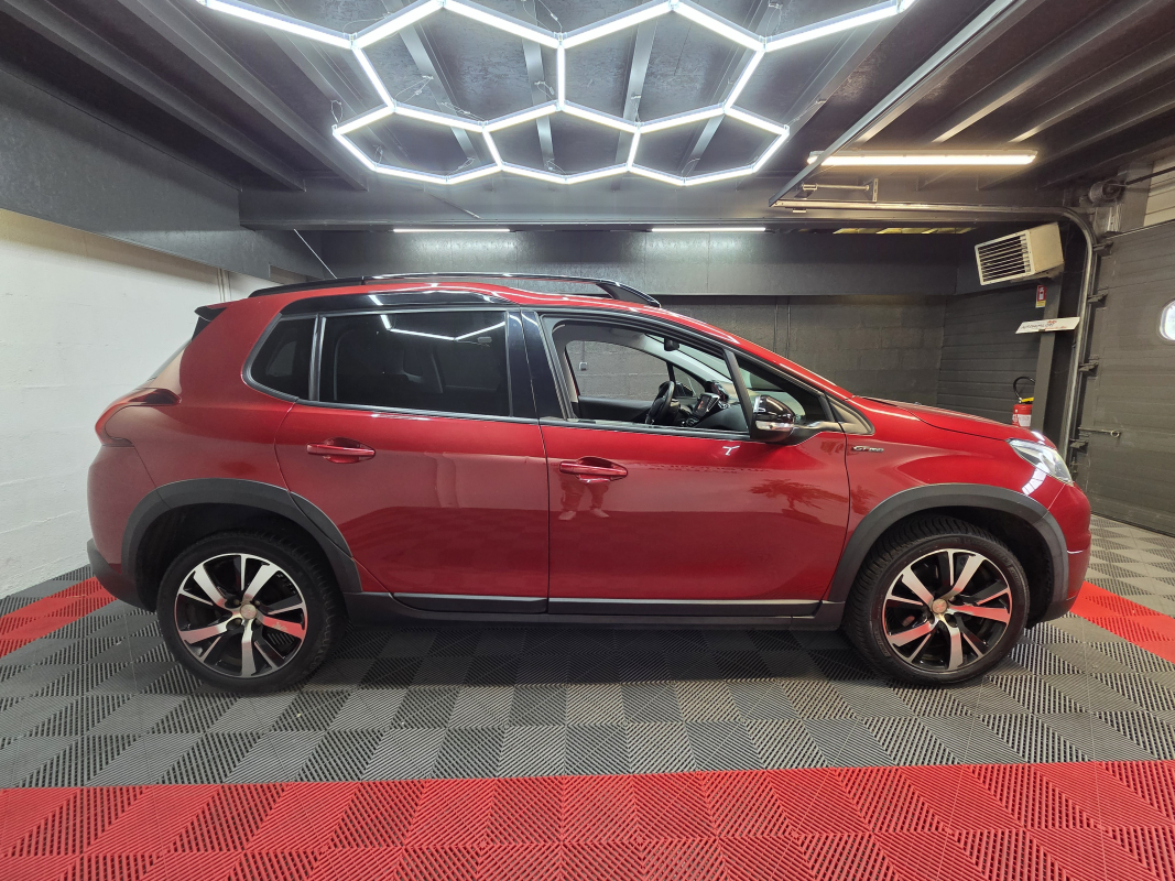 Peugeot 2008 — 4