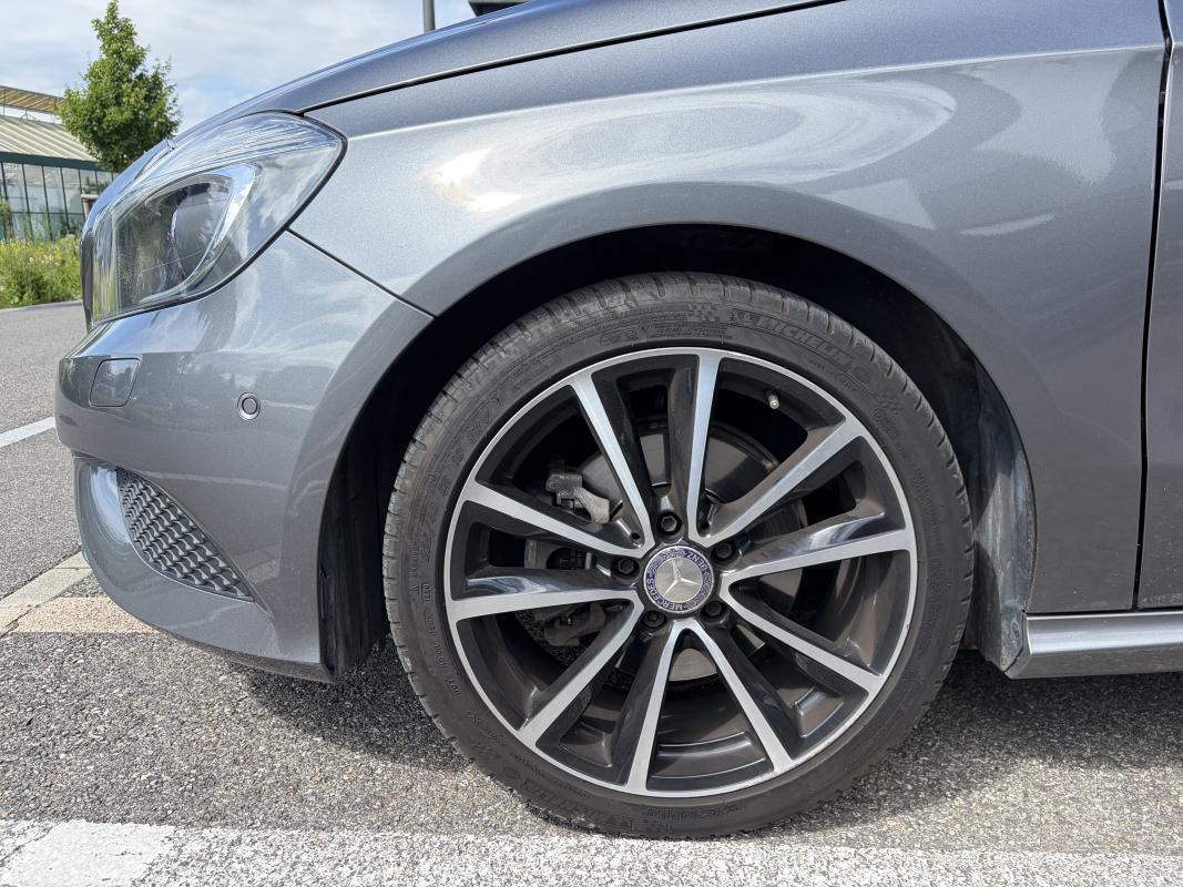 Mercedes Classe A — 32