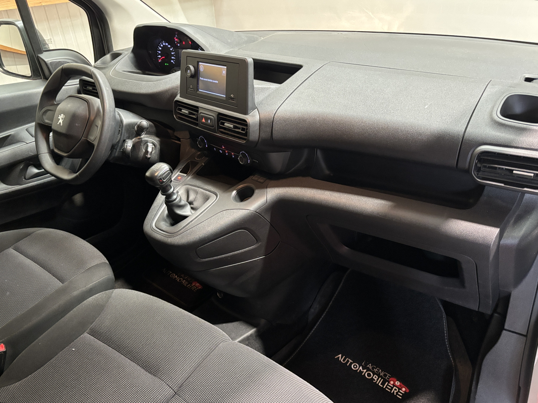 Peugeot Partner — 11