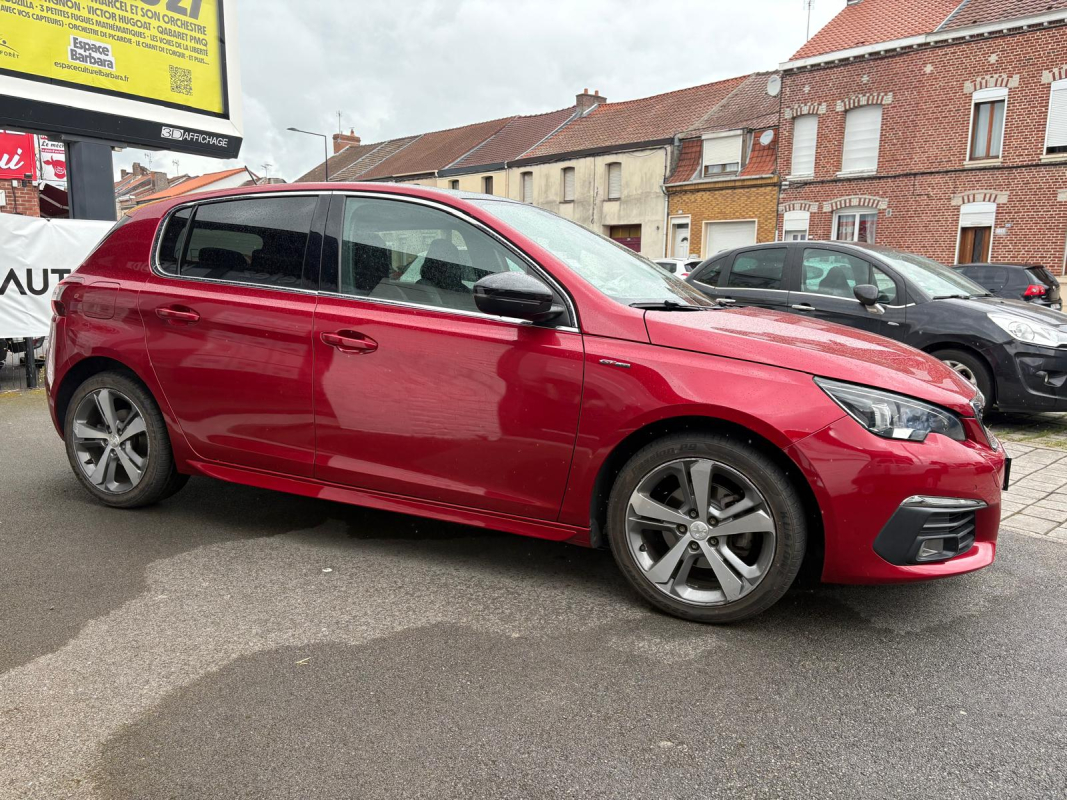 Peugeot 308 — 7