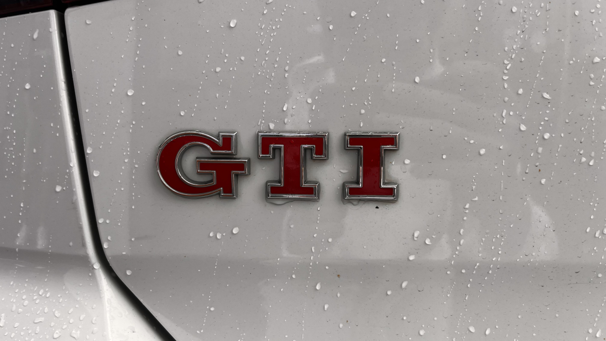 Volkswagen Golf — 35