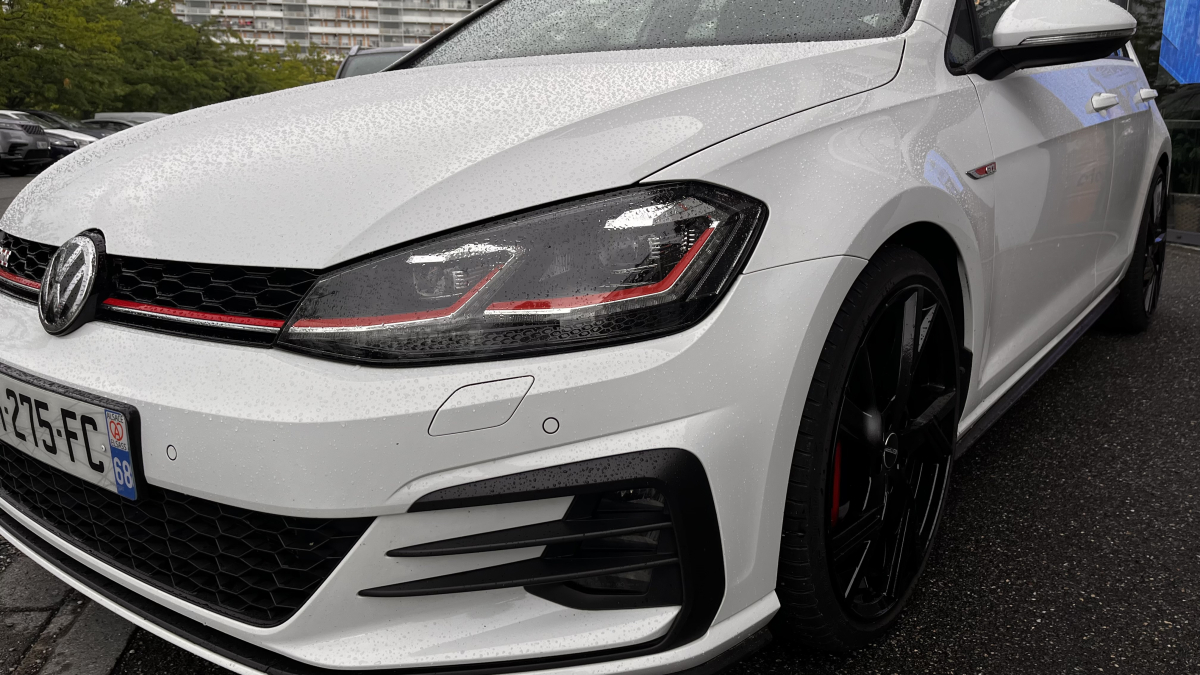 Volkswagen Golf — 31