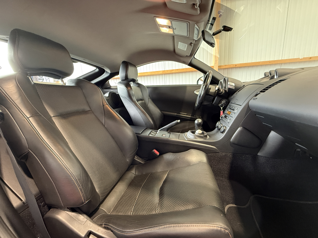 Nissan 350Z — 13