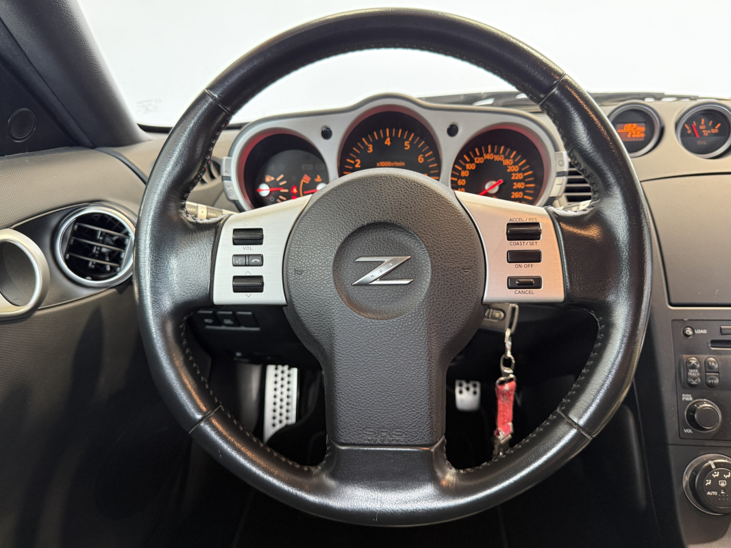 Nissan 350Z — 15