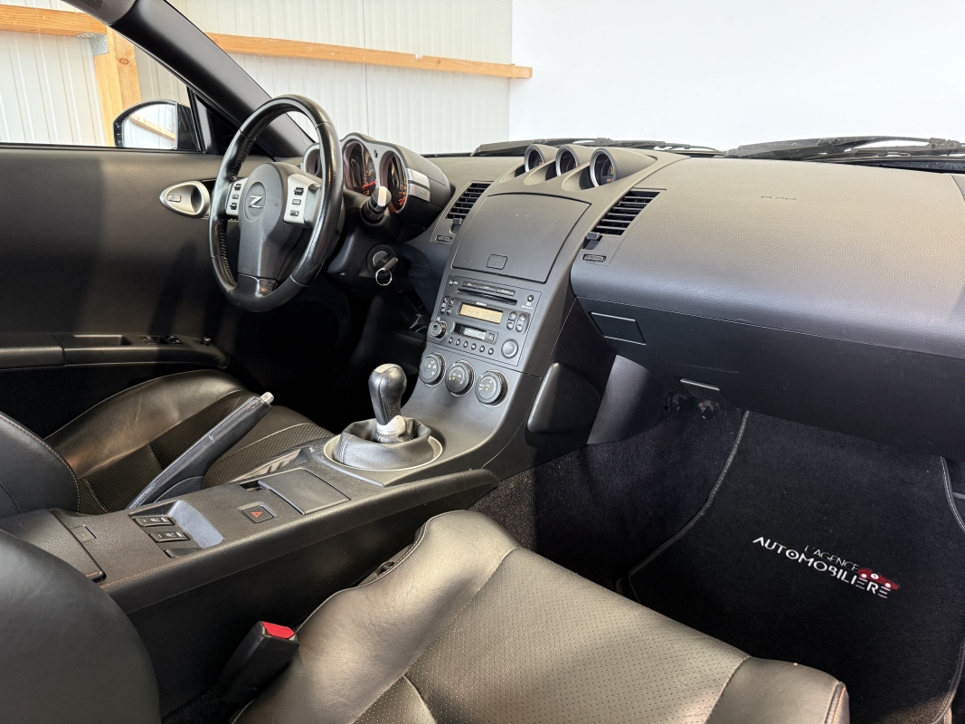 Nissan 350Z — 12