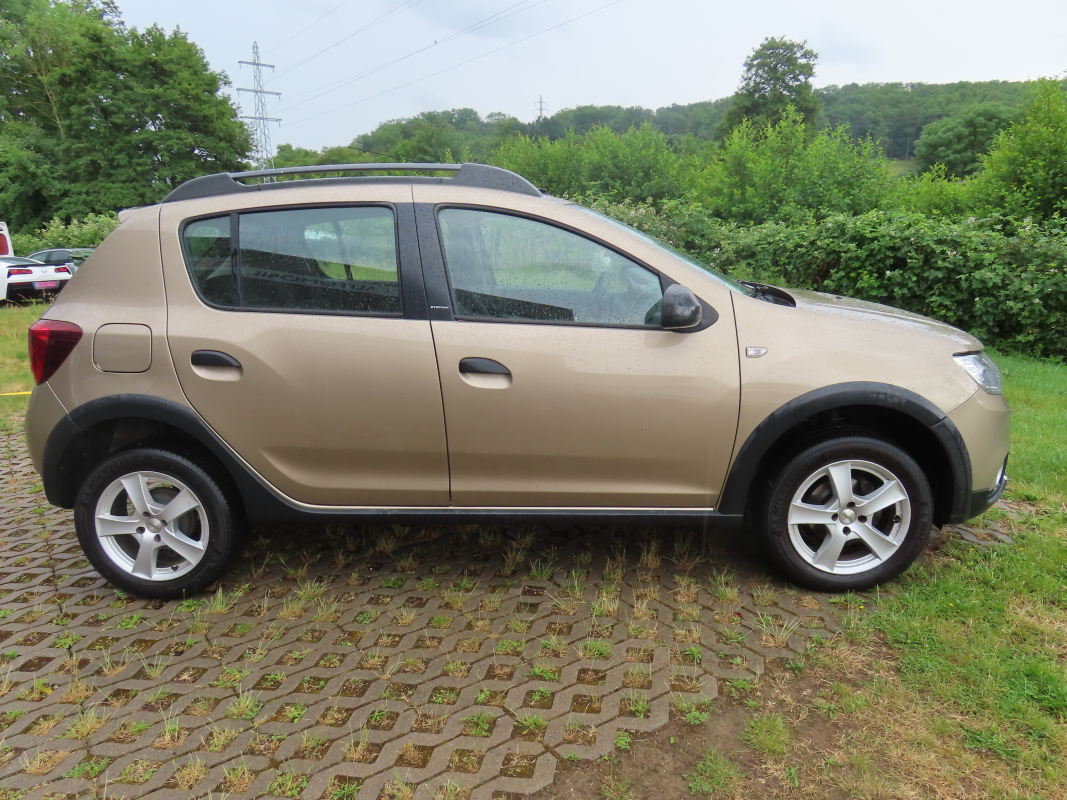 Dacia Sandero — 7