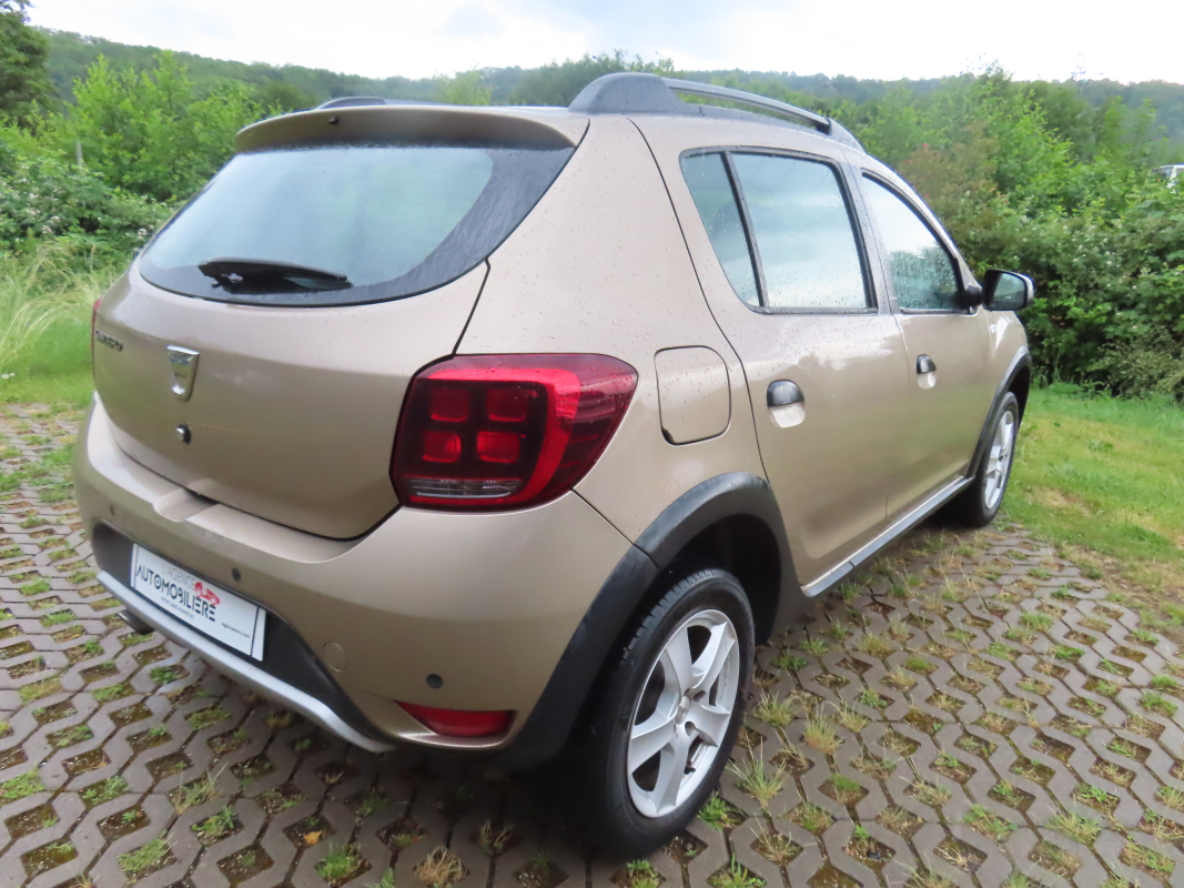 Dacia Sandero — 4