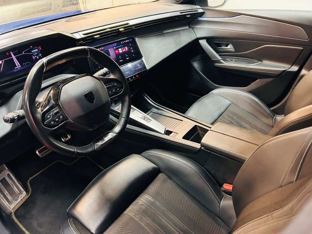 Peugeot 308 — 9