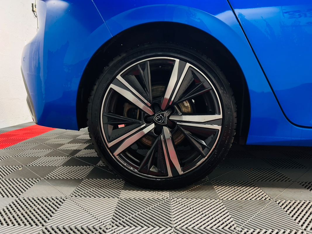 Peugeot 308 — 17