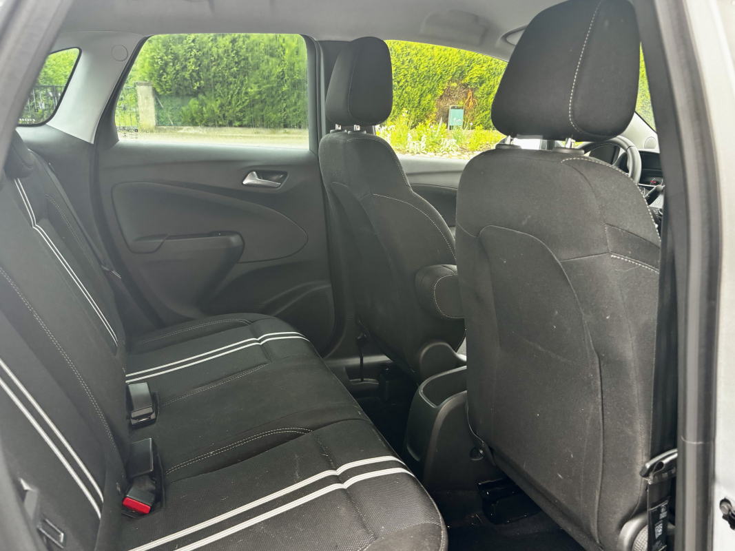 Opel Crossland — 21