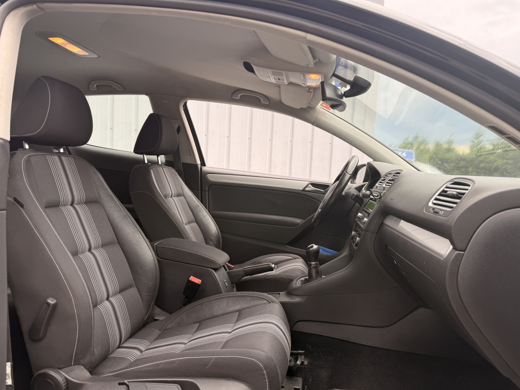 Volkswagen Golf — 13