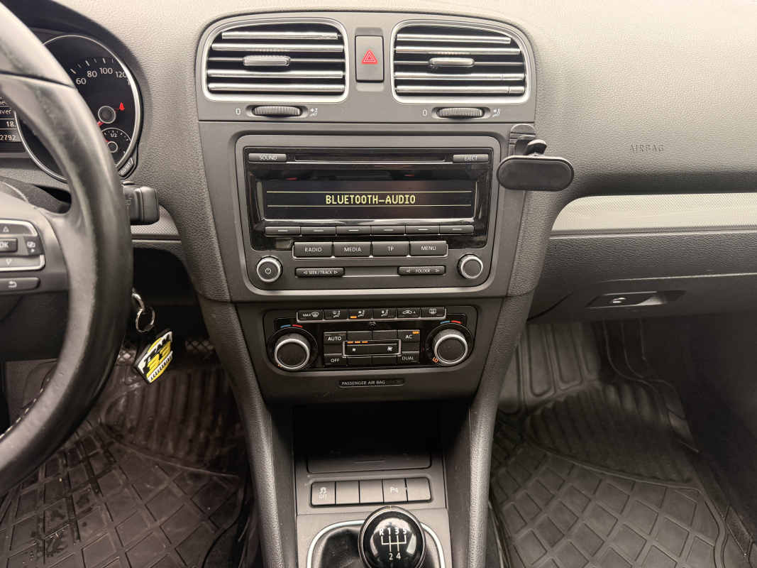 Volkswagen Golf — 11