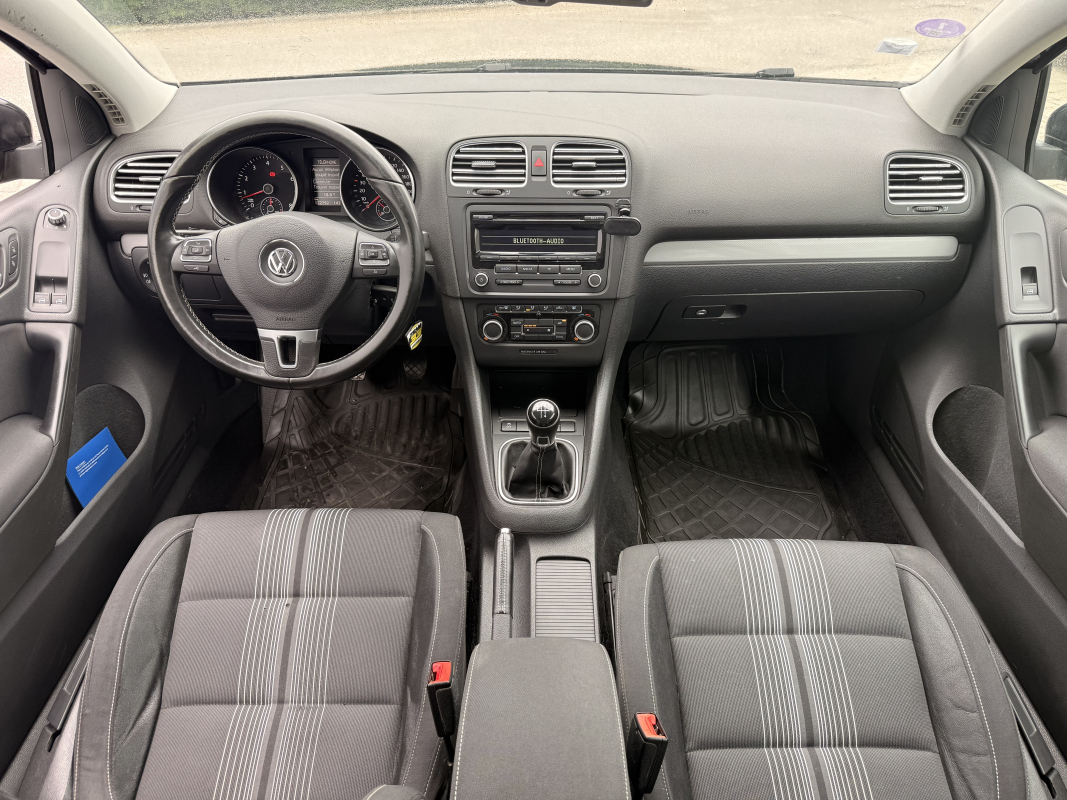 Volkswagen Golf — 10