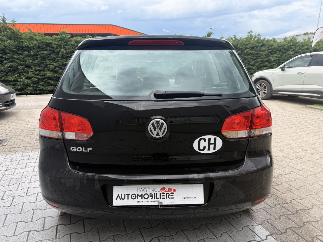 Volkswagen Golf — 4