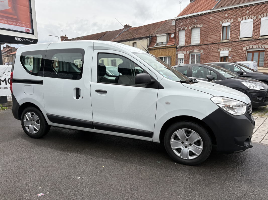 Dacia Dokker — 8