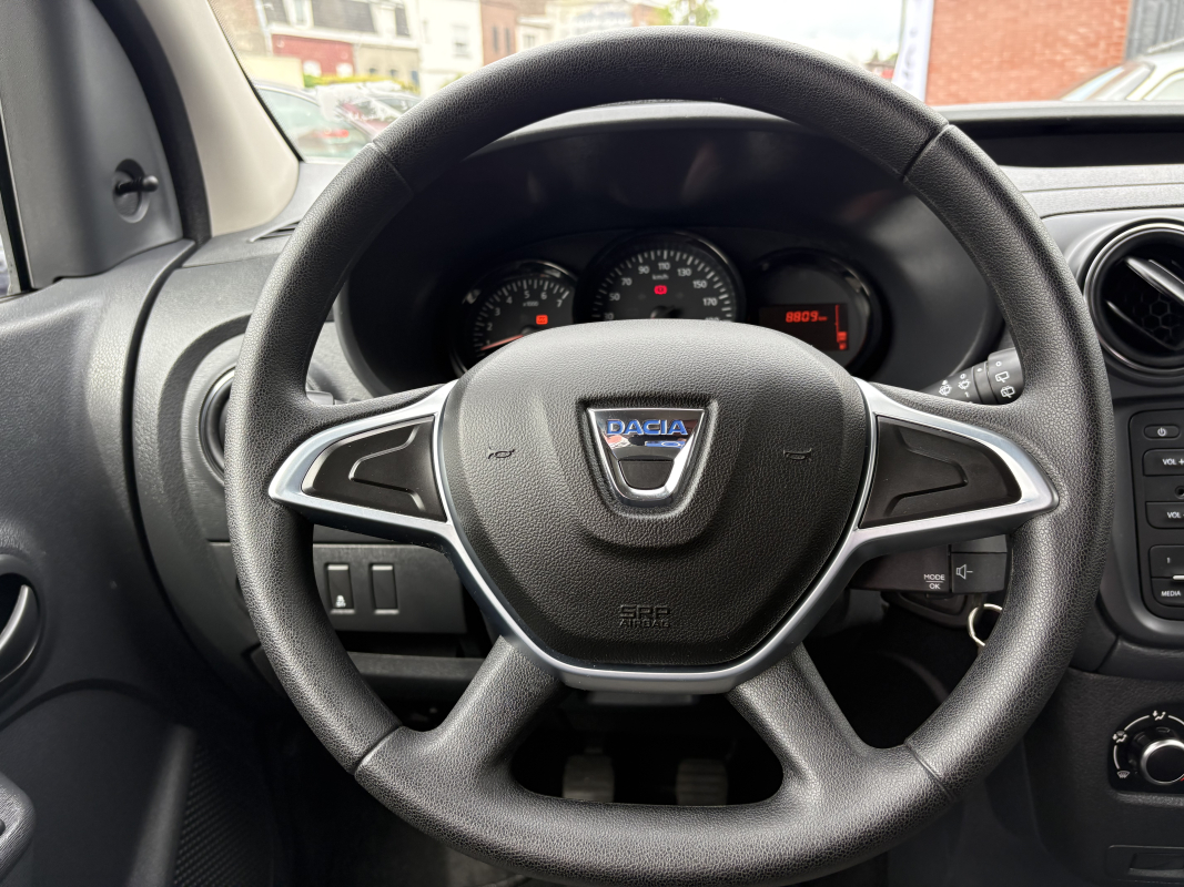 Dacia Dokker — 24