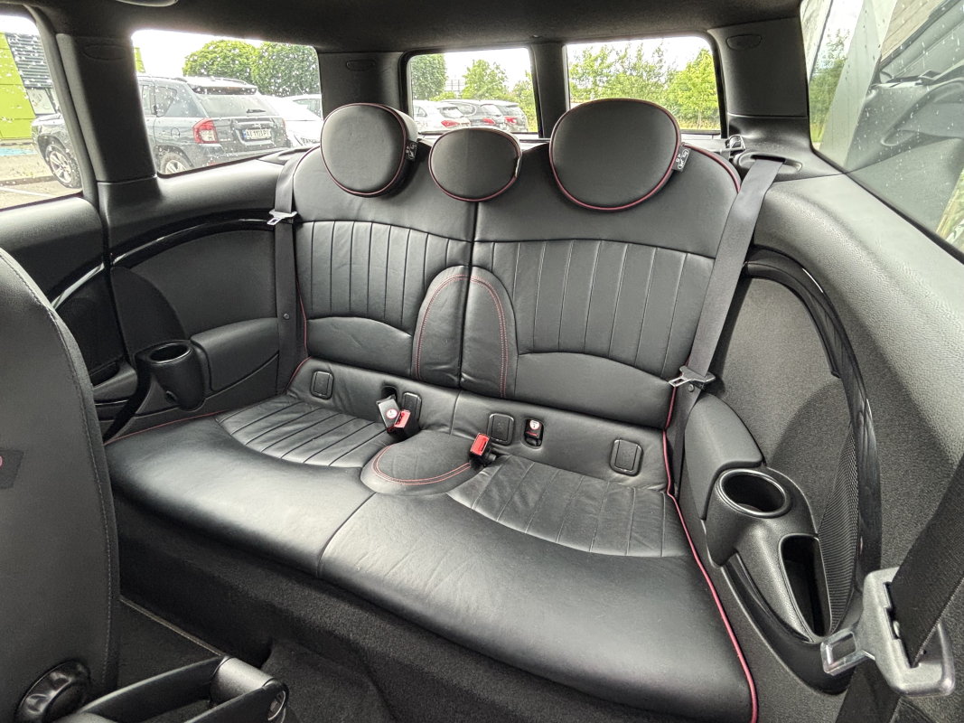 Mini Clubman — 12