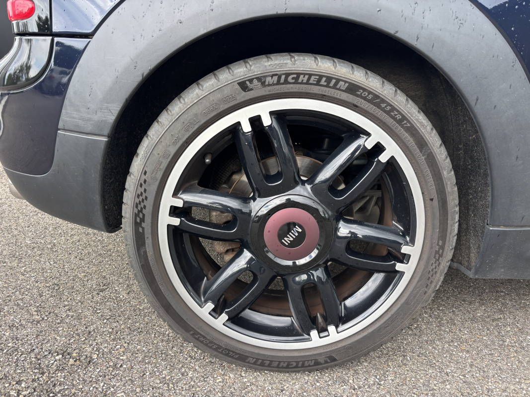 Mini Clubman — 28
