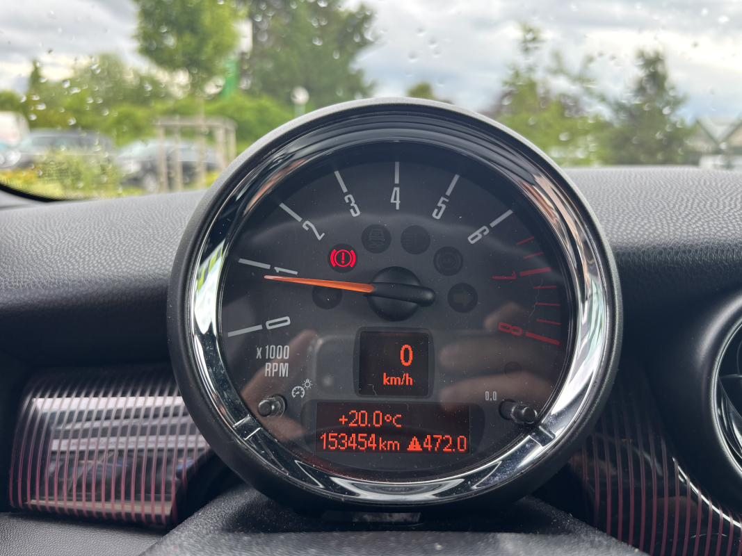 Mini Clubman — 15