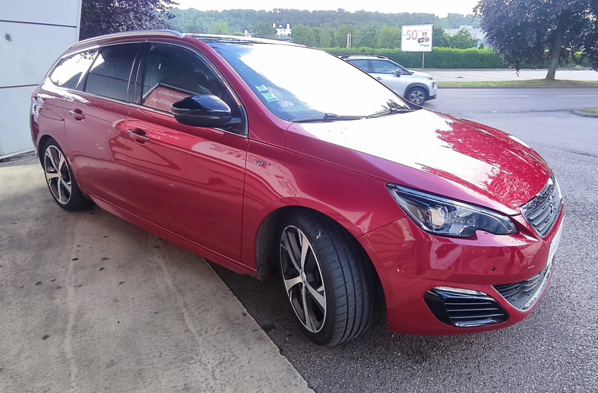 Peugeot 308 — 5