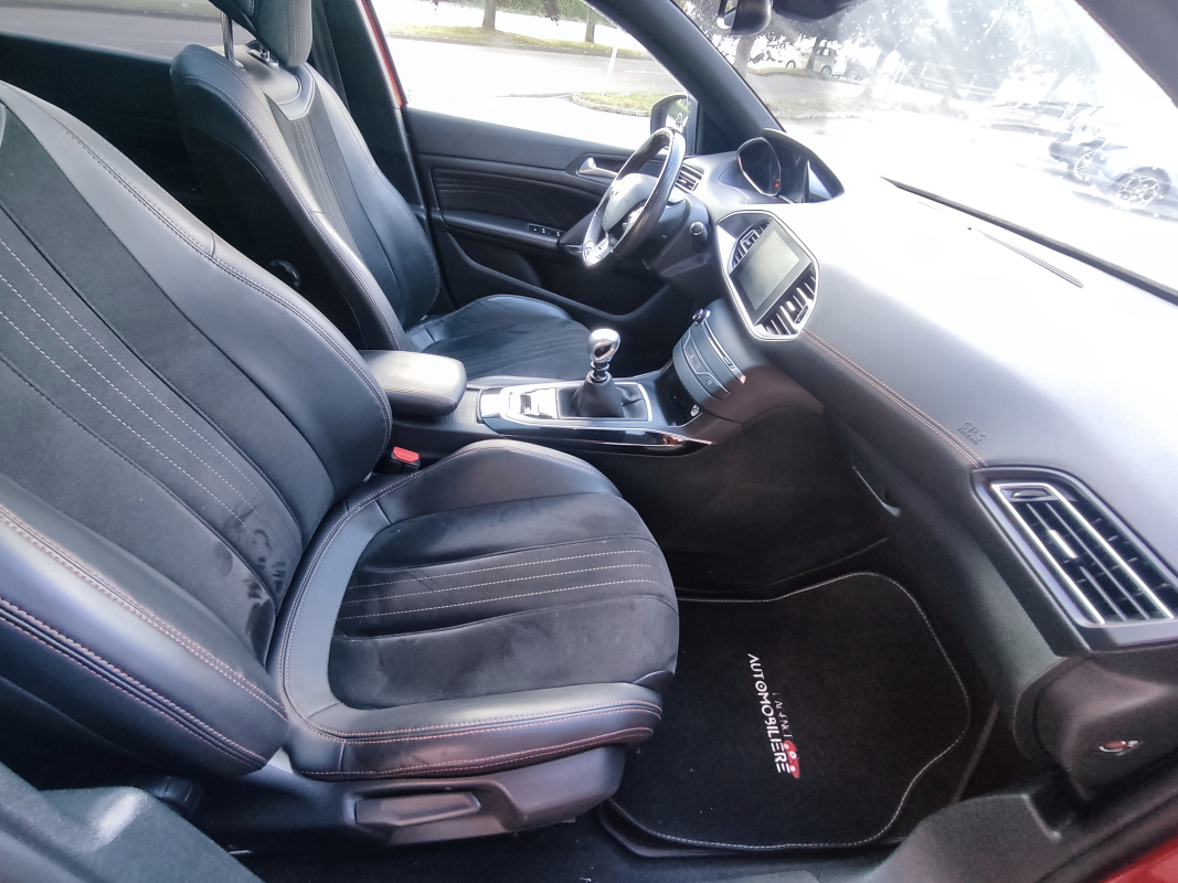 Peugeot 308 — 13