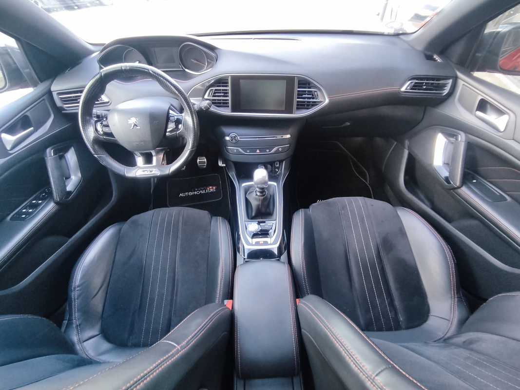 Peugeot 308 — 14