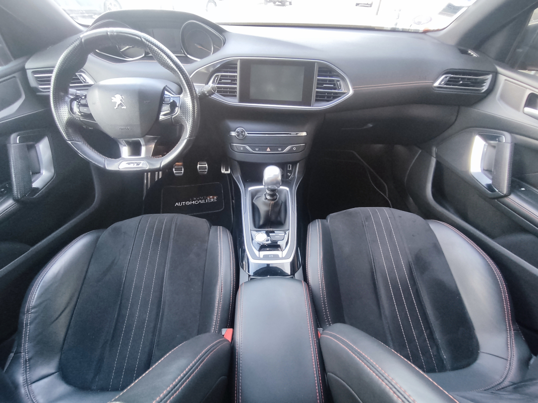Peugeot 308 — 29
