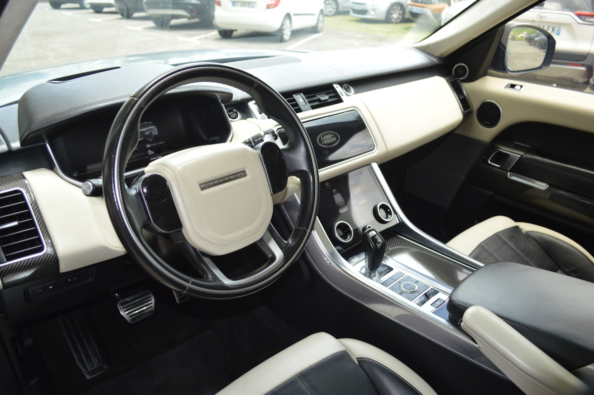 Land Rover Range Rover Sport — 16