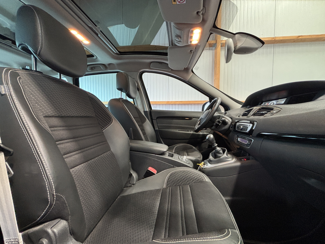 Renault Scenic — 14