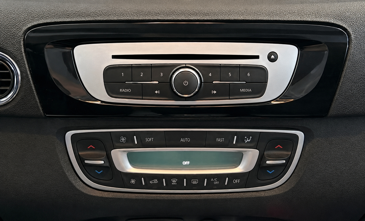 Renault Scenic — 18