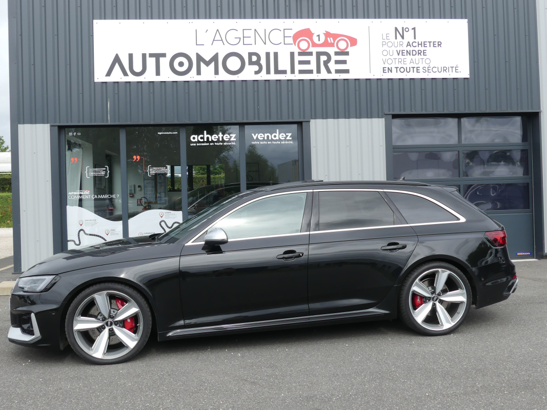Audi Rs4 Avant — 2