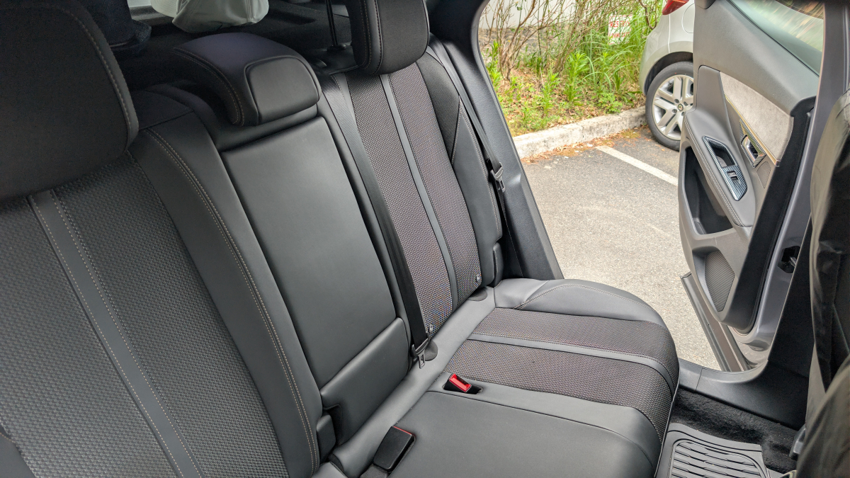 Peugeot 3008 — 14