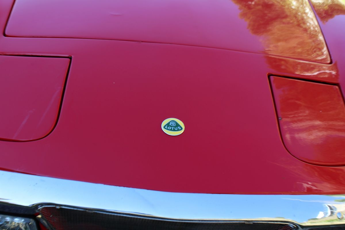 Lotus Elan — 9